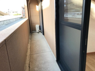 【バルコニー】