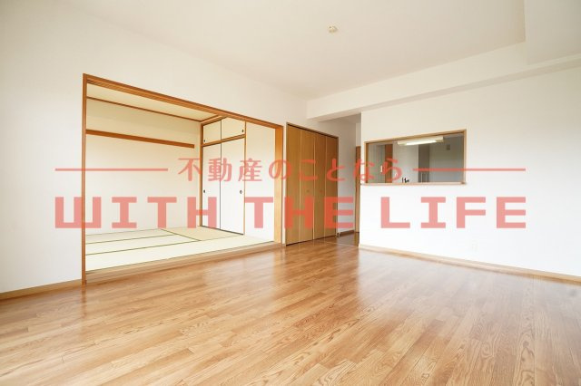 ステラコート弐番館【キャッシュバック対象物件】の居間・リビング|居間です