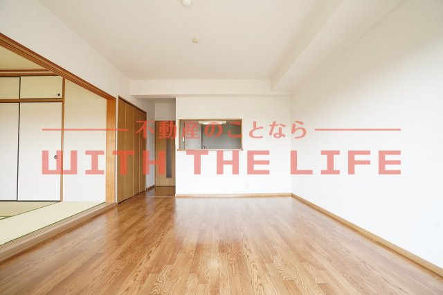 ステラコート弐番館【キャッシュバック対象物件】の内装|過ごしやすい室内です