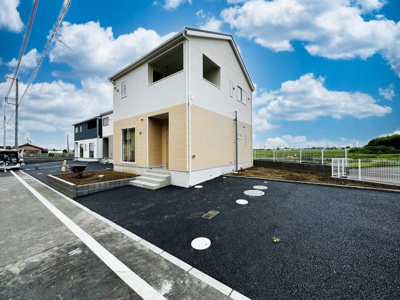 【外観】 | クレイドルガーデン　太田市大島町第2　3号棟 | 並列駐車可能なカースペースです！お客様も遊びに来やすいですね♪