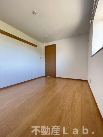 ヴィラエスポワールの洋室