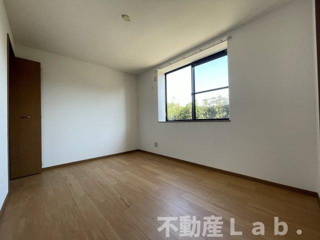 ヴィラエスポワールの居間・リビング