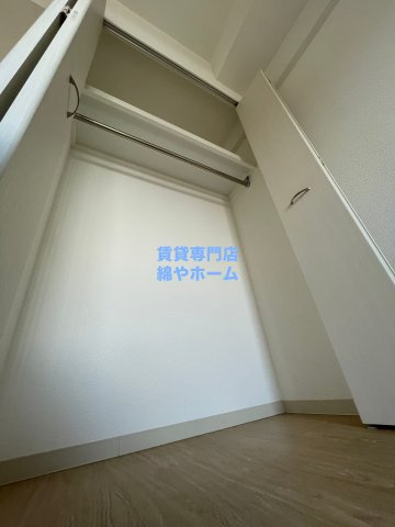 クローバー・グランデ長居公園の収納|こまごまとしたものを収納できそうですね