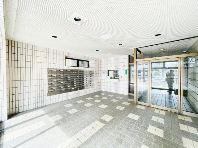 グリーンパーク西八王子【仲介手数料無料】　八王子市追分町17-4　中古マンションのエントランス|～仲介手数料無料☆八王子ひなた不動産～グリーンパーク西八王子