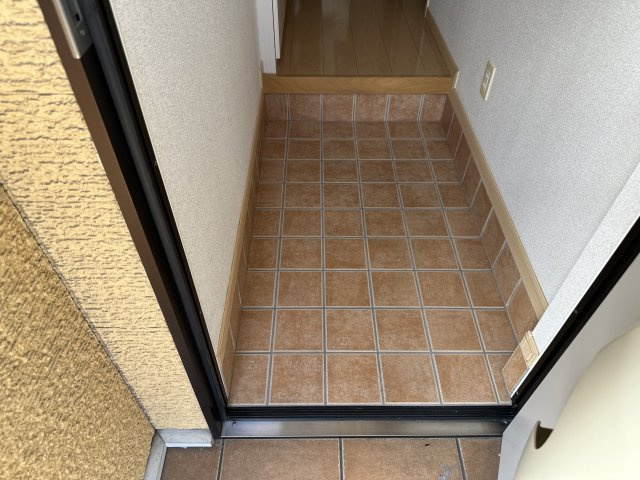 ワイズ　コンブリオⅤの玄関