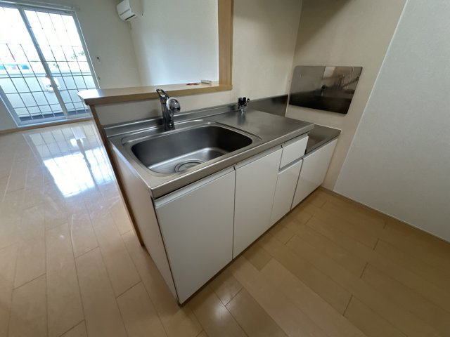 ワイズ　コンブリオⅤのキッチン