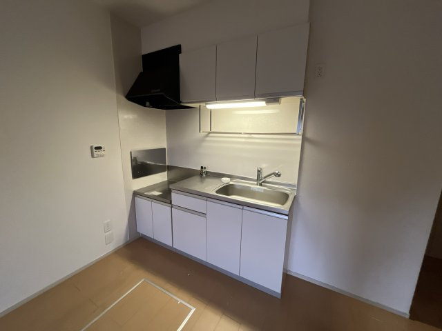 ホワイトローズのキッチン