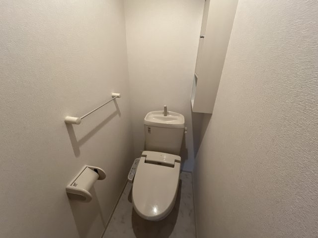 ホワイトローズのトイレ