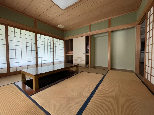 吉藤5丁目戸建の和室