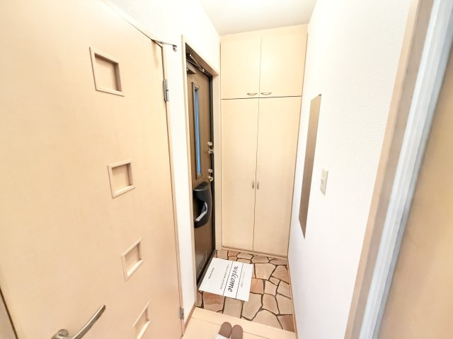 ロイヤルガーデンKIRINOKIの玄関