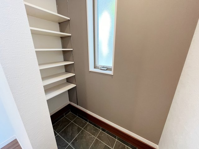 『八王子市新築戸建て』八王子市絹ケ丘2-49‐11【仲介手数料無料】　５期の収納|～仲介手数料無料☆八王子ひなた不動産～八王子市絹ケ丘　新築戸建て