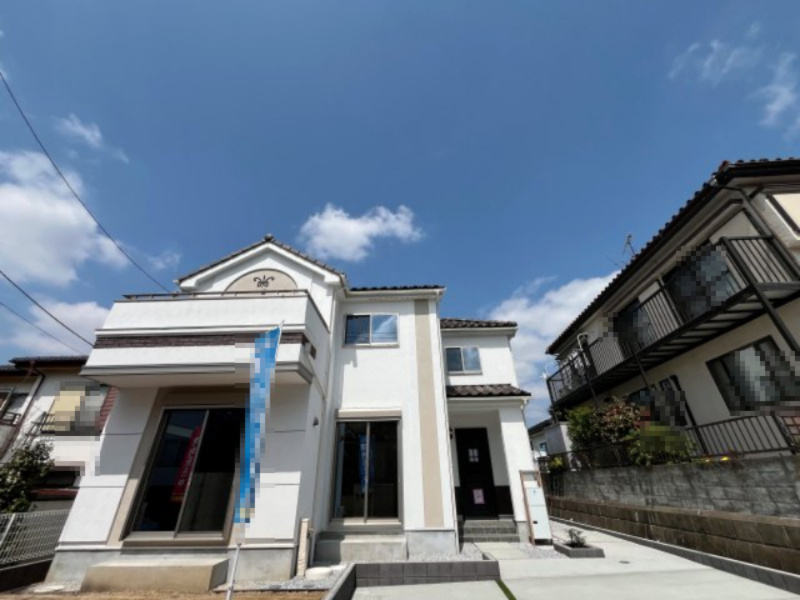 『八王子市新築戸建て』八王子市絹ケ丘2-49‐11【仲介手数料無料】　５期の外観|敷地が59坪超え、広々としております。～仲介手数料無料☆八王子ひなた不動産～八王子市絹ケ丘　新築戸建て
