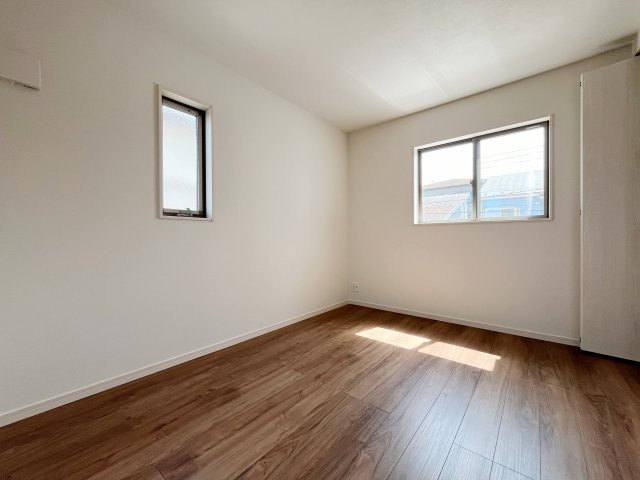 『八王子市新築戸建て』八王子市絹ケ丘2-49‐11【仲介手数料無料】　５期の洋室|～仲介手数料無料☆八王子ひなた不動産～八王子市絹ケ丘　新築戸建て