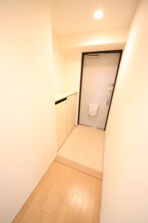 【玄関】 | メゾンドール鴻巣～最上階のお部屋です～