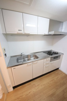 【キッチン】 | メゾンドール鴻巣～最上階のお部屋です～