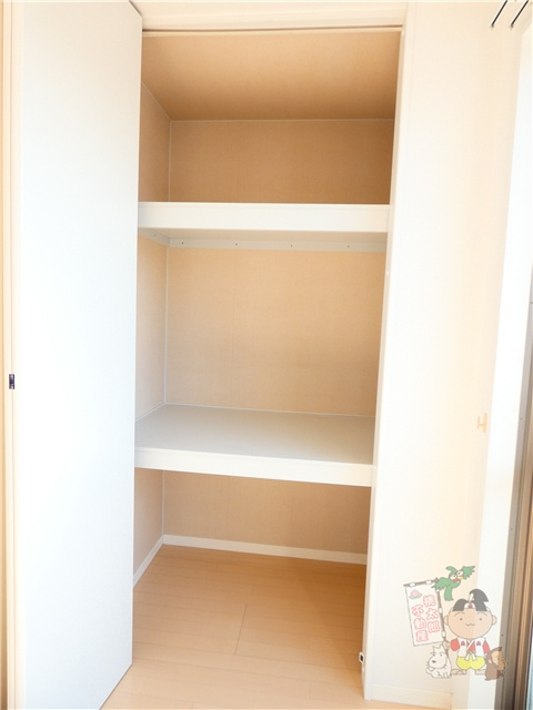 プラシス壱番館の収納