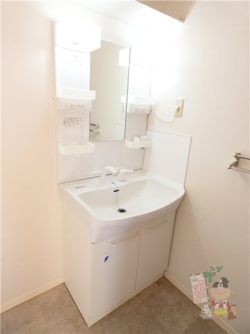 プラシス壱番館の洗面所