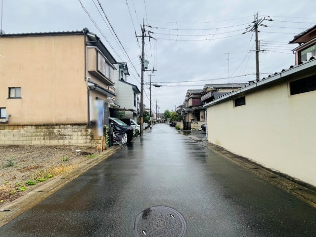 羽束師鴨川町