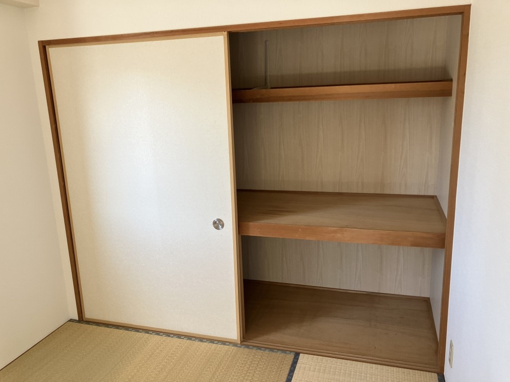 グランドシャリオの収納