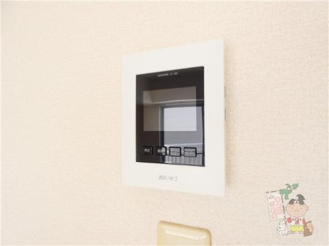 クオーレ花尻のセキュリティ|カメラ付インターホン