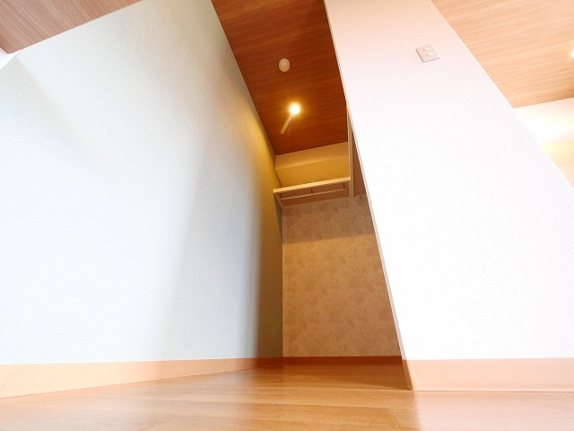 リビングタウン南生駒　Ｂ棟の収納