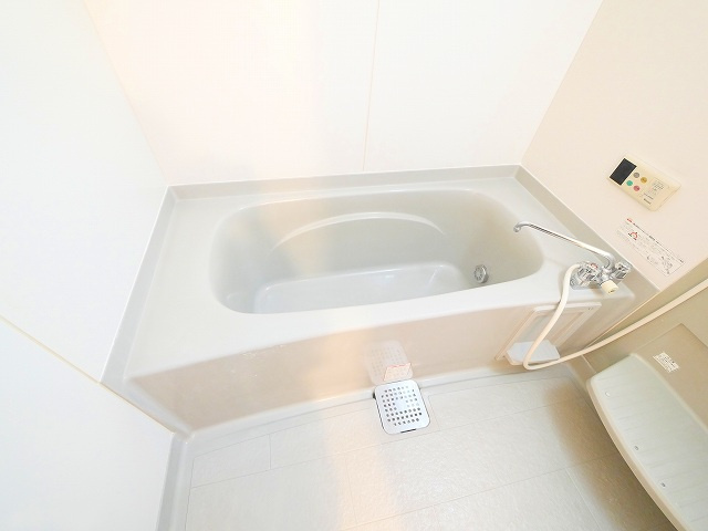 リビングタウン南生駒　Ｂ棟の浴室