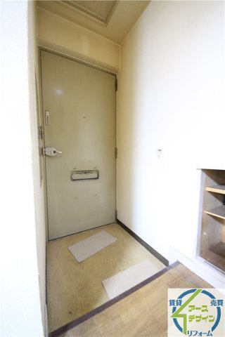 正井ビルの玄関|きれいな玄関です