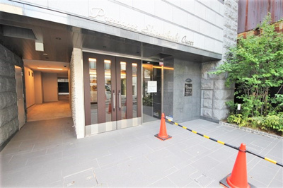 【エントランス】 | プレサンス心斎橋クオーレ