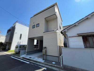 【外観】 | 浜寺石津町中５丁　中古一戸建 | きれいな外観です