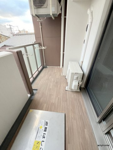 SERENiTE福島scelto　仲介手数料無料のバルコニー