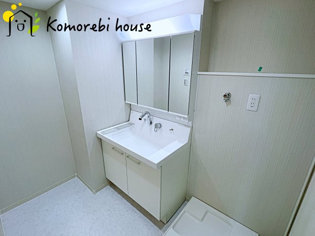 パーク上尾壱番館の独立洗面台|11/16　撮影済み