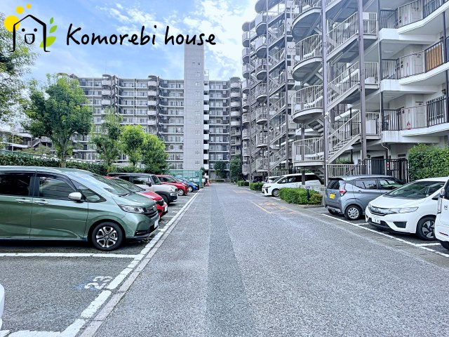 パーク上尾壱番館の駐車場|11/16　撮影済み