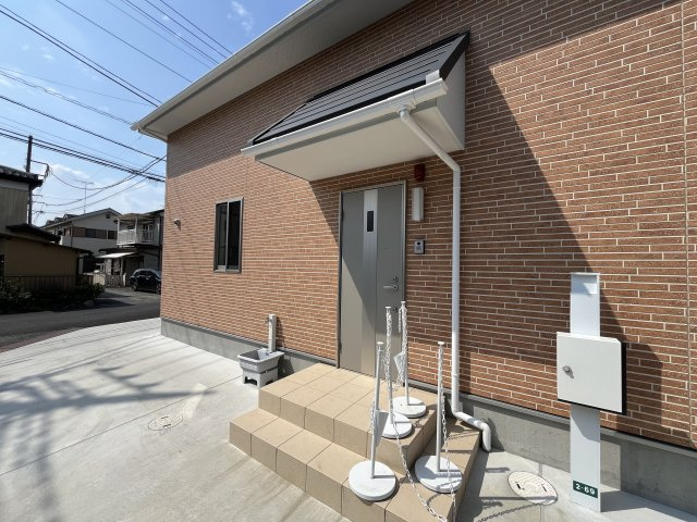 グランソフィア岩槻区城南のエントランス
