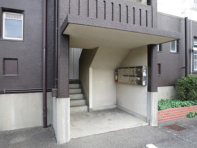 【エントランス】 | パルティーレ八万町