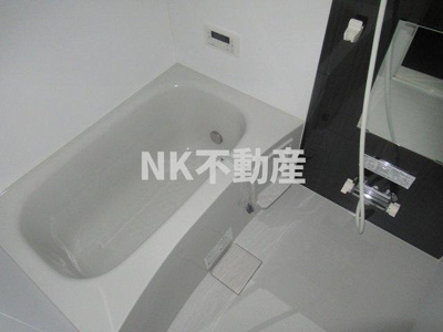 【浴室】 | ノーヴェ　ルーチェ（河内永和賃貸） | お風呂で日々の疲れを落としましょう