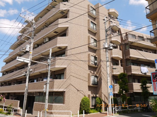 【外観】 | 総タイル張りのモダンな建物です。