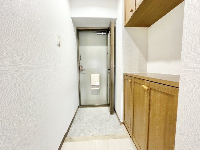 アンビエント枚方公園の玄関|シンプルで使いやすい玄関です