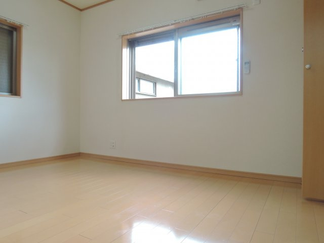 高槻市南庄所町のアパートの内装