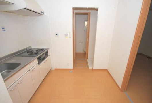 高槻市南庄所町のアパートの居間・リビング