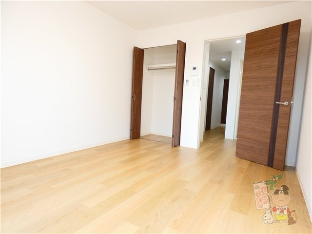 Ｃｒｅｓｔ(クレスト)の居間・リビング