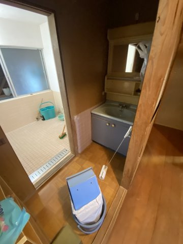 宮野上　中古住宅の洗面所