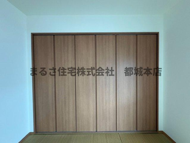 植村貸家の収納