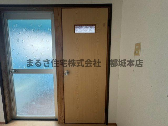 植村貸家のトイレ