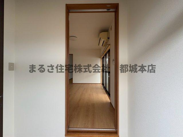 植村貸家の玄関