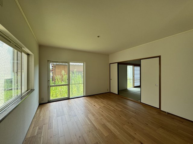 高知市福井町　中古戸建ての居間・リビング