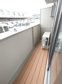 【バルコニー】 | プランドール　イサコ | 陽当たり良好なバルコニーです