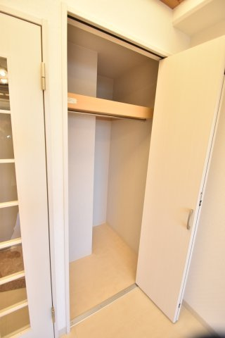 大阪市城東区蒲生３丁目の賃貸マンションの収納