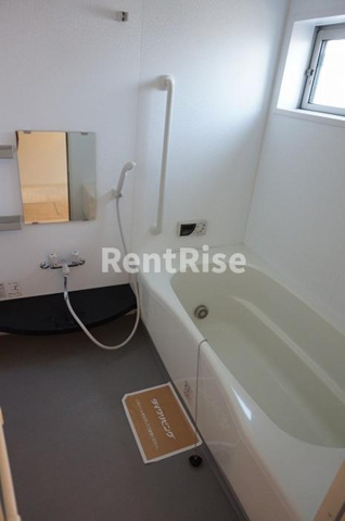 サニーホームズの浴室