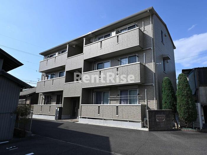 サニーホームズ