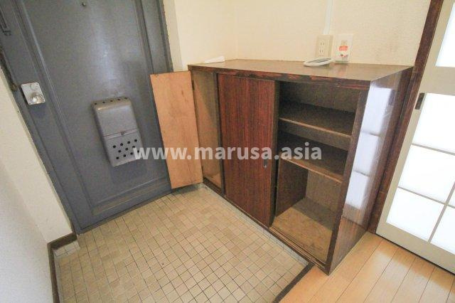 ユウネクスト小松の玄関